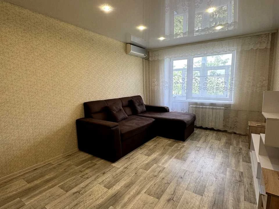 Apartment. Kharkiv, Oleksandrivskyi Ave. (Kosiora)