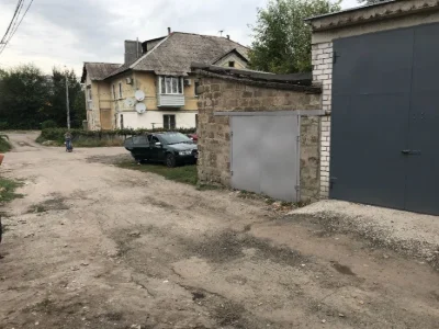 Продам капитальный гараж пр.Богдана Хмельницкого 40 (обмен)