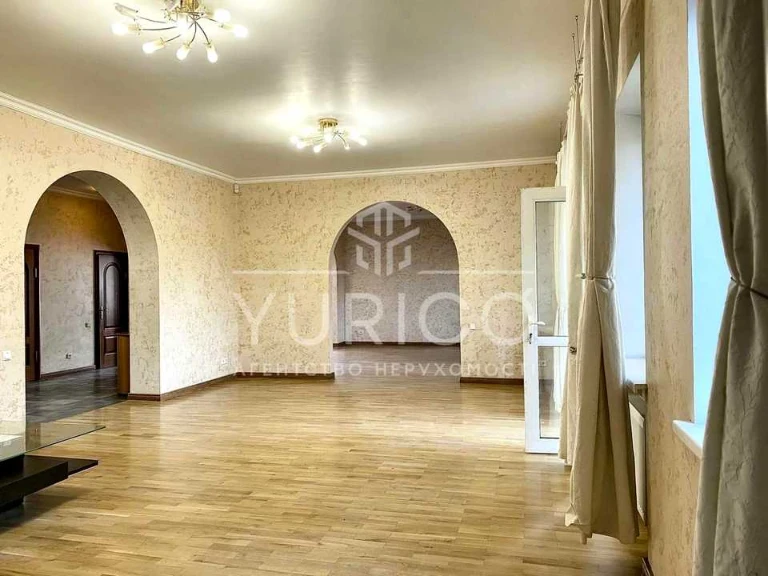 Будинок. Київ, Монтажників вул.