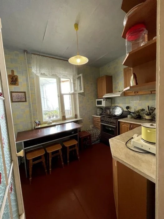 3-room apartment with renovation 87 sq. m, Revutskoho 13, Darnytskyi district