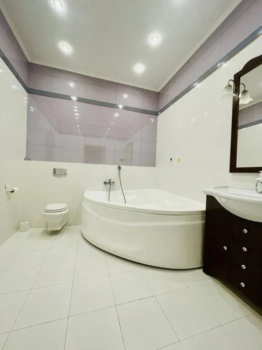 Оренда котеджу 250 м², Чаплигіна вул.