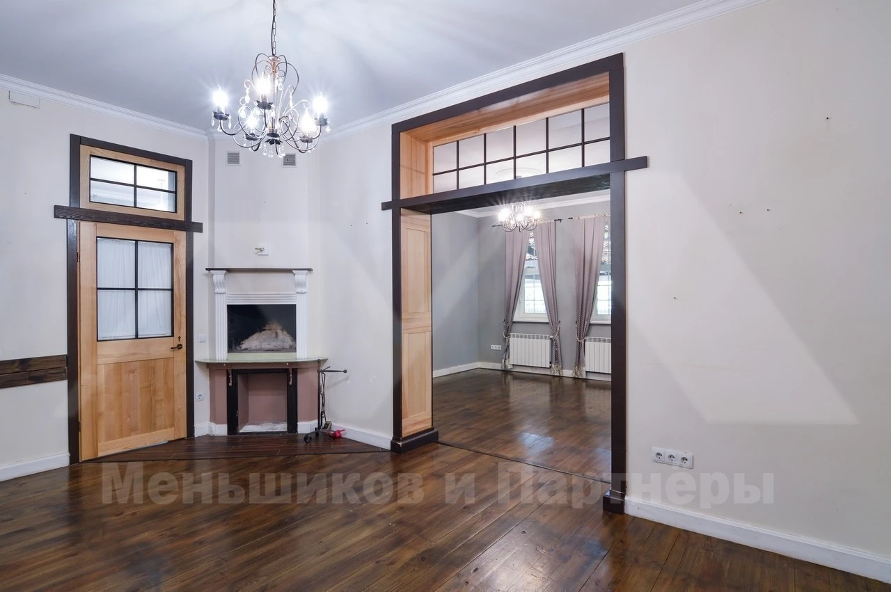 Оренда будинку 412 м², Баклажанна вул.