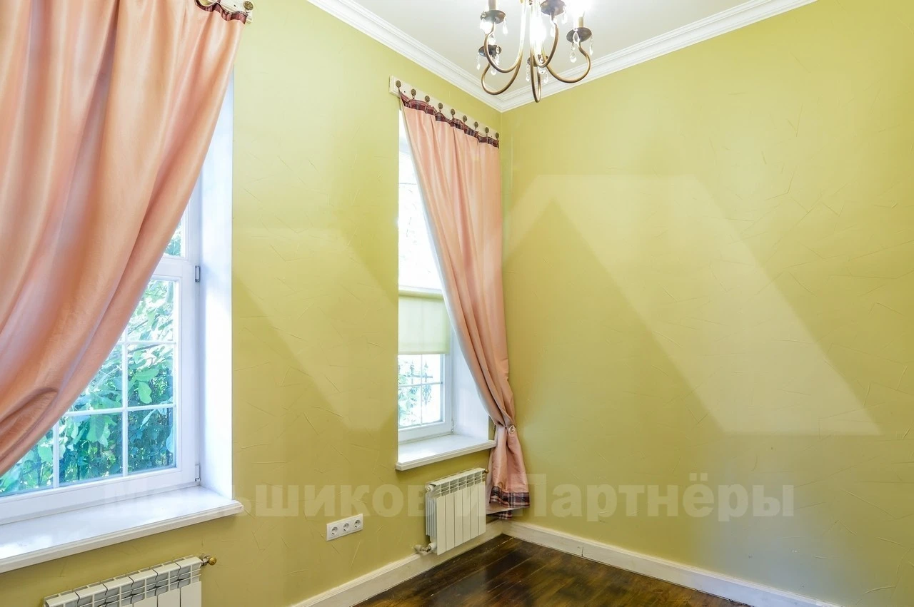 Оренда будинку 412 м², Баклажанна вул.