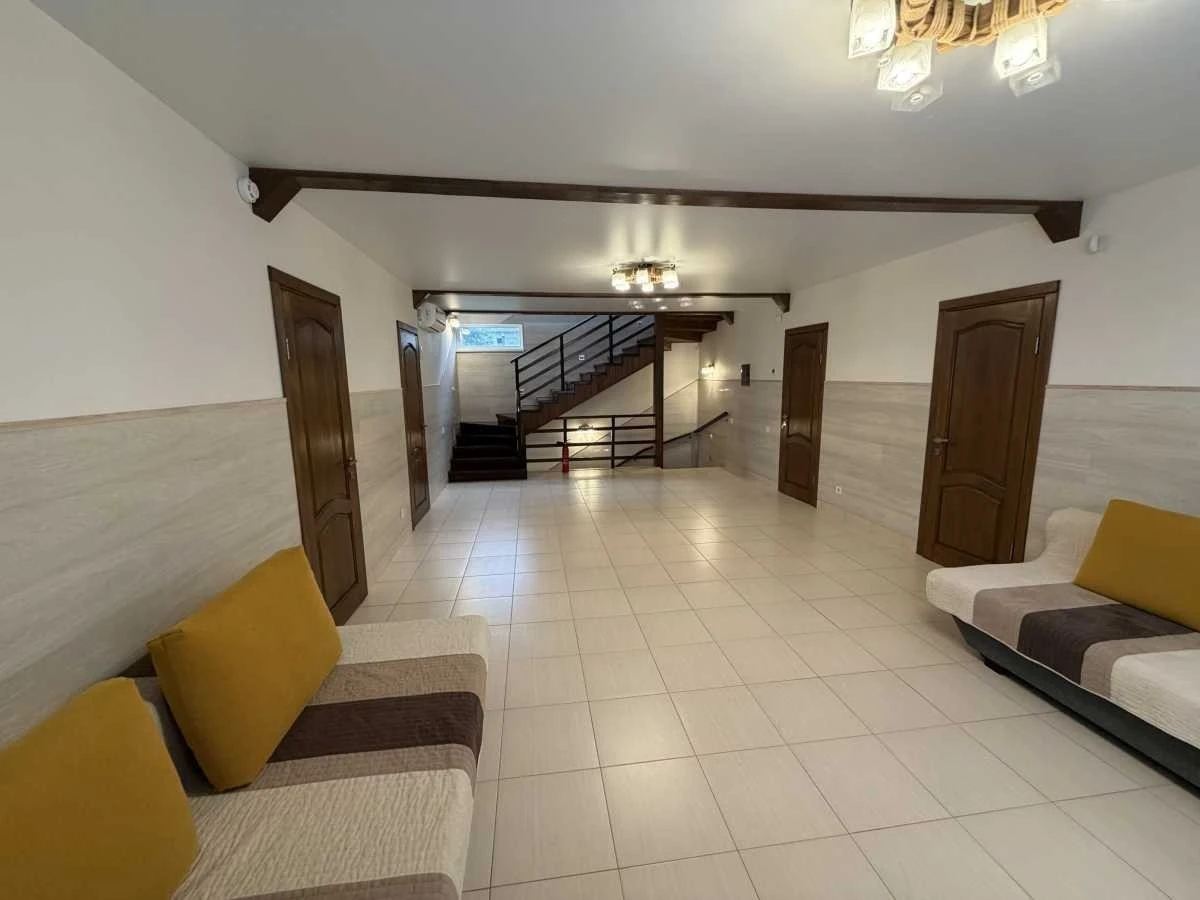 Оренда будинку 290 м², 1-й Садовий пров., 10А