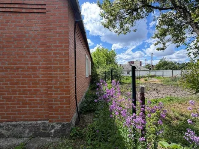 ЗНИЖЕННЯ ЦІНИ! Продам будинок у Полтаві із земельною ділянко