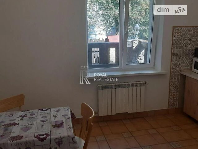 Довгострокова оренда будинку від посередника на вул. Звірине