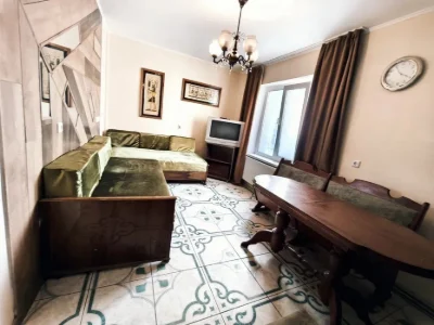 Оренда будинку 115 м², Русанівська наб.