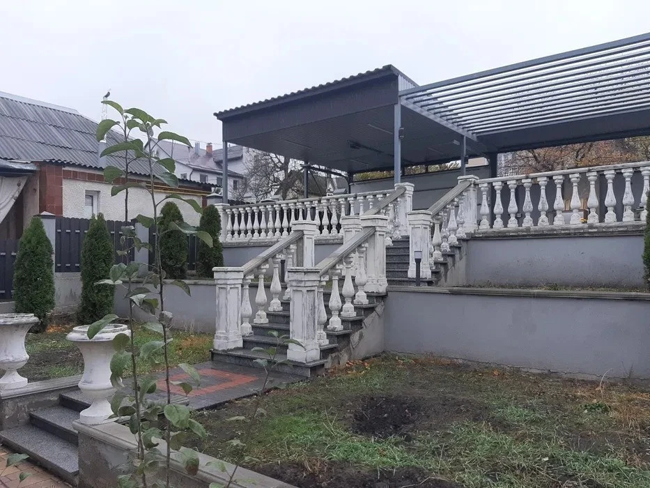 Оренда будинку 155 м², Монтажників вул.