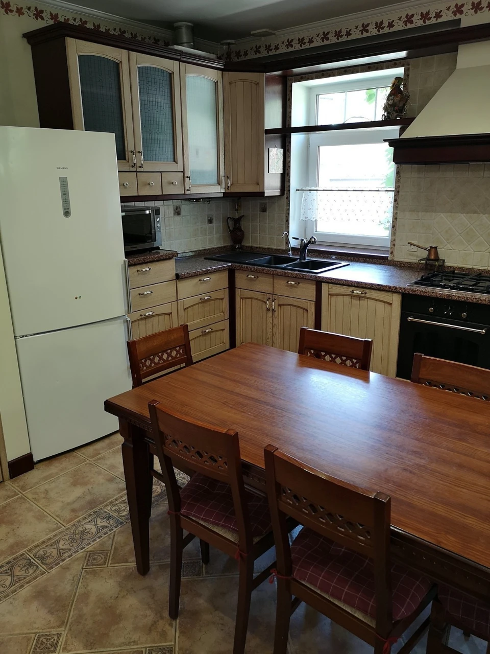Оренда будинку 250 м², Андрія Головка вул.