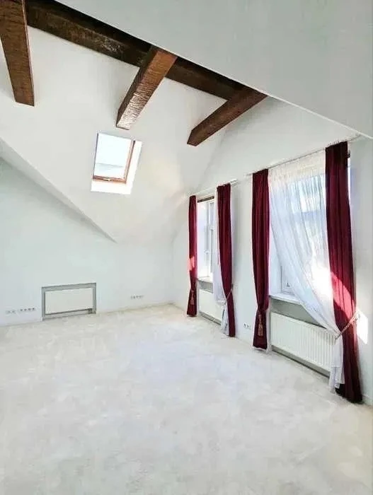 Оренда будинку 500 м², Старонаводницька вул.
