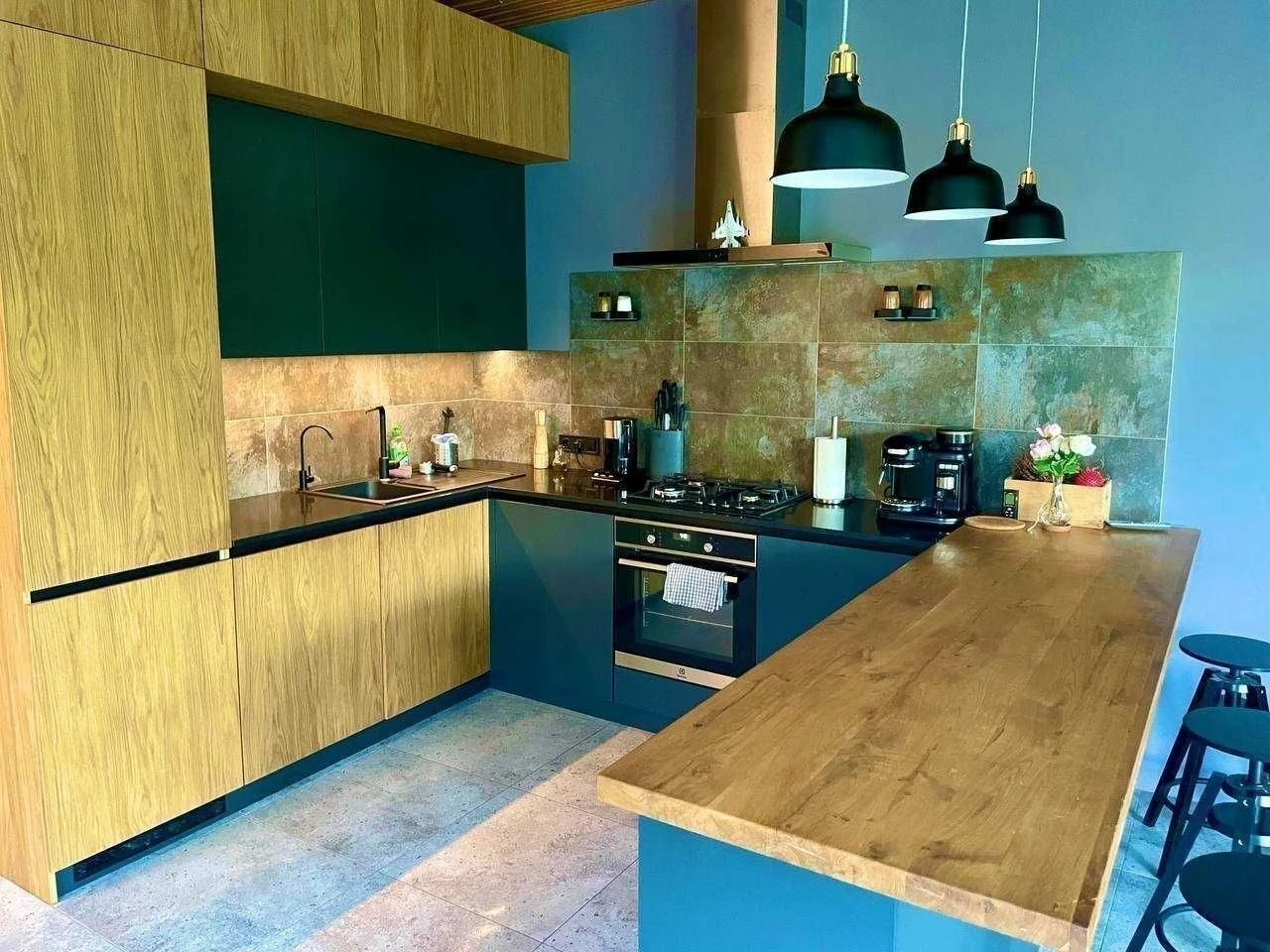 Оренда будинку 185 м², 120-а Садова вул.