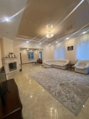 Оренда будинку 415 м², Кучмин Яр вул.