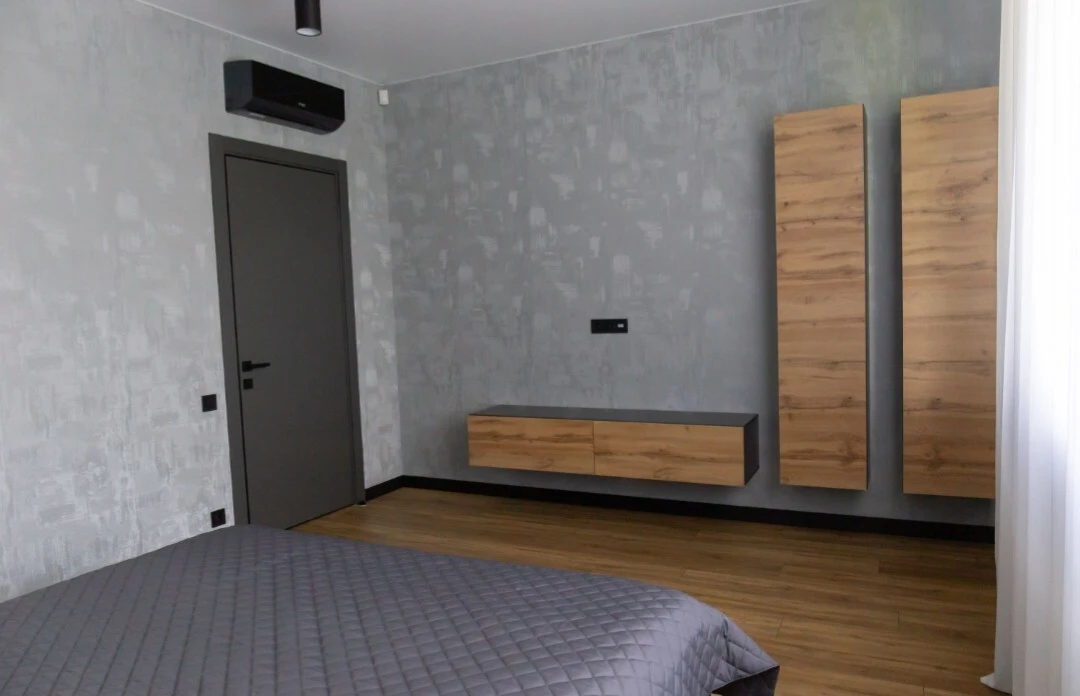 Оренда будинку 205 м², Ожинова вул.