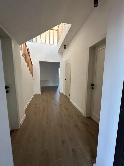 Оренда будинку 355 м², 2-й Бортницький пров.