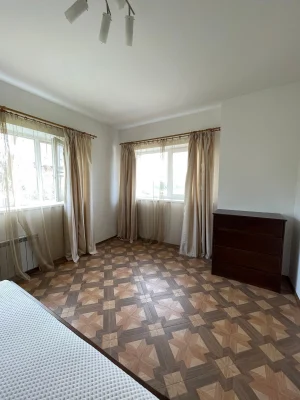 Оренда будинку 475 м², Добрий Шлях вул.