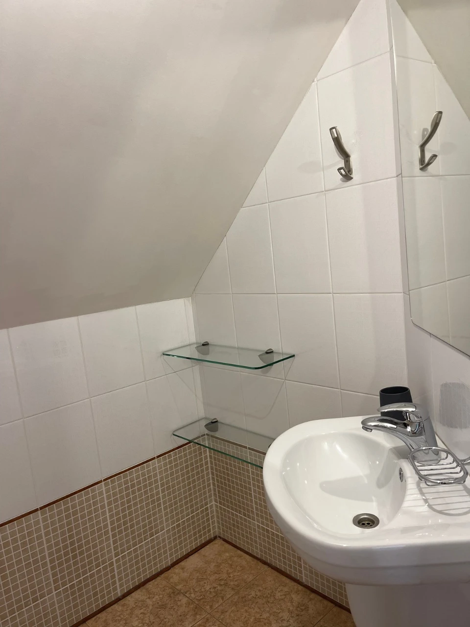 Оренда будинку 475 м², Добрий Шлях вул.