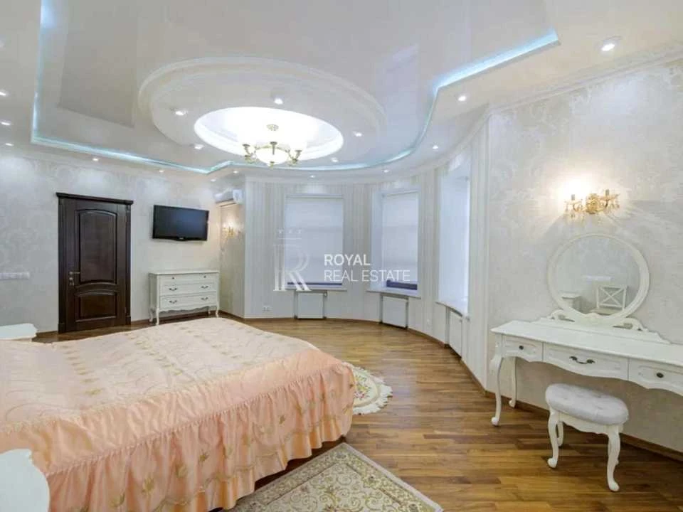 Будинок. Київ, Биківнянська вул.