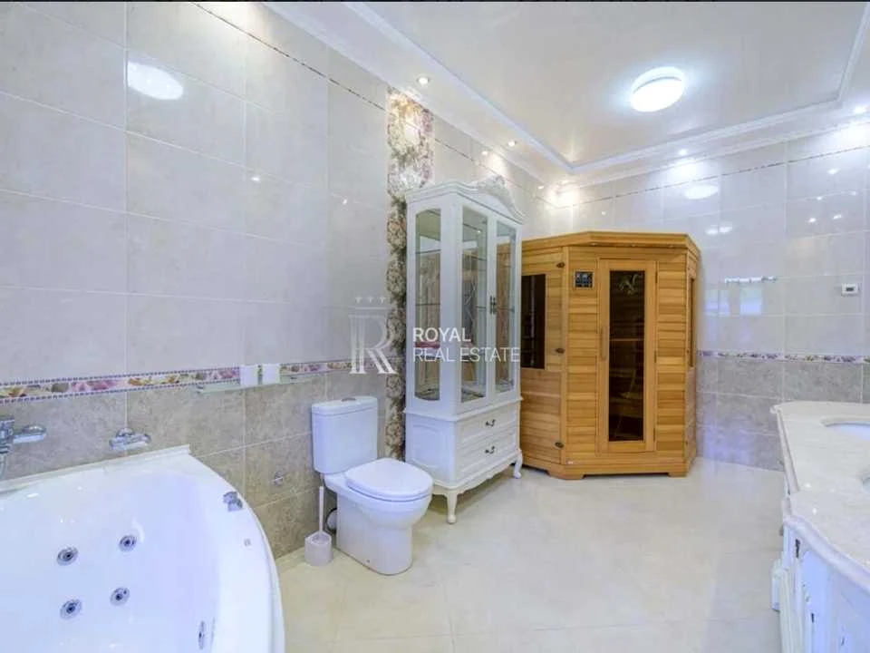 Будинок. Київ, Биківнянська вул.