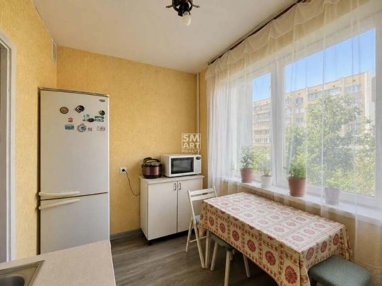 1-room apartment for sale, Chervonoi Kalyna Ave. 32V