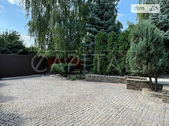 Довгострокова оренда будинку від посередника з гаражем на ву
