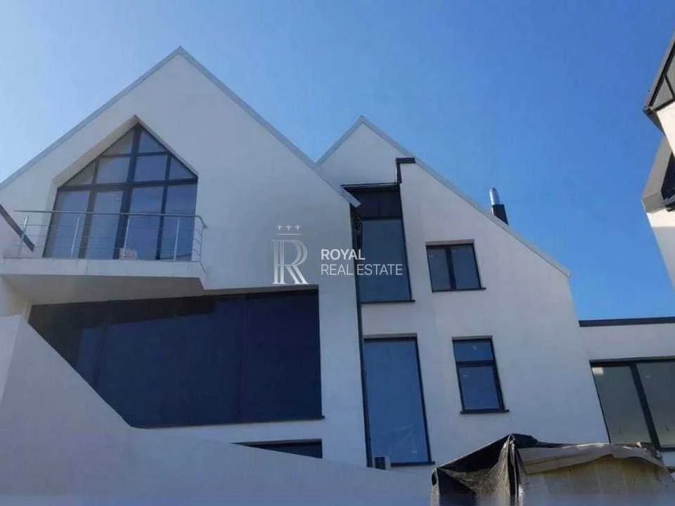 Будинок. Київ, Миколи Соловцова вул.