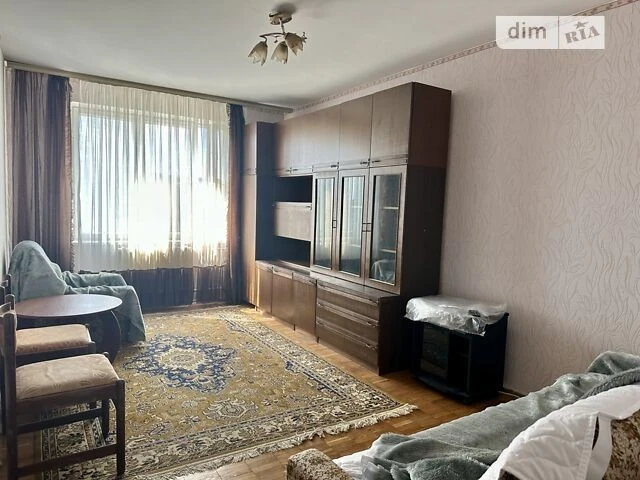 Продаж 3к квартири 71.7 кв. м на вул. Героїв полку АЗОВ 7А •