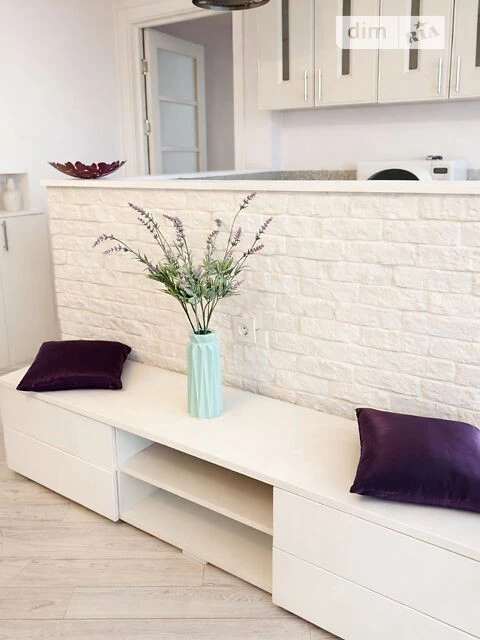 Продаж 1к квартири 51.2 кв. м на вул. Вишгородська 45 • ID 3