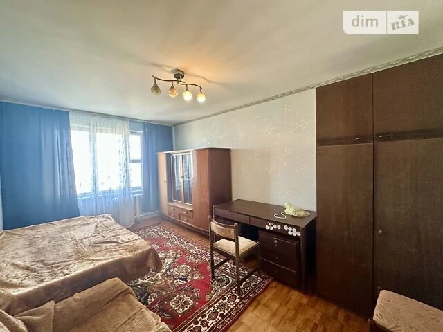 Продаж 3к квартири 71.7 кв. м на вул. Героїв полку АЗОВ 7А •