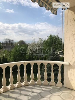 Довгострокова оренда будинку з верандою, від посередника на