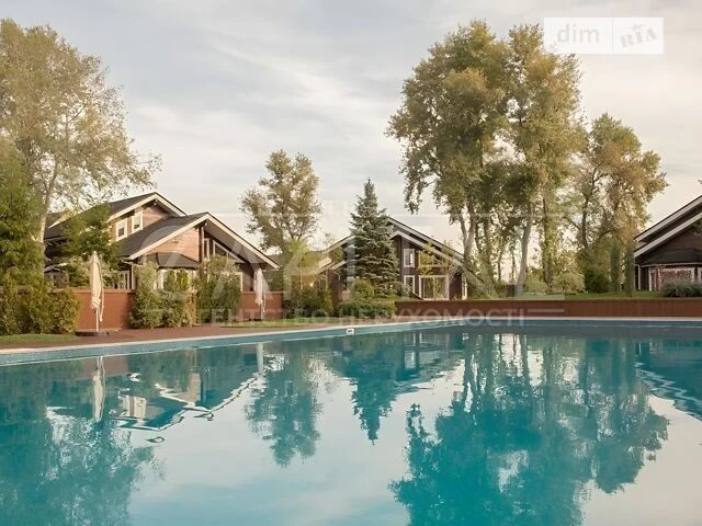 Довгострокова оренда будинку від посередника з верандою на в