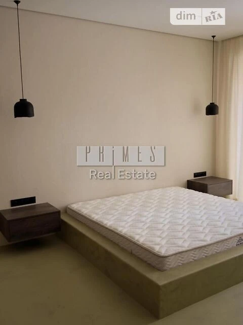 Довгострокова оренда будинку з верандою, від посередника на
