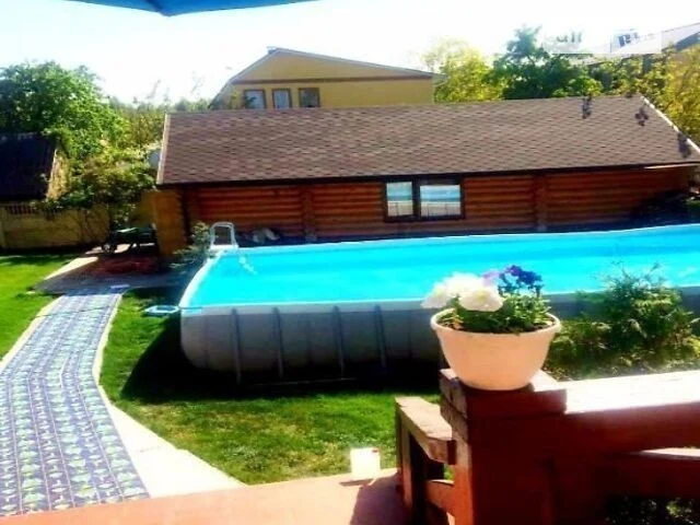 Довгострокова оренда будинку від посередника на вул. Луки До