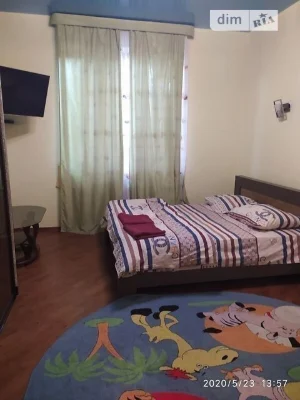 Довгострокова оренда будинку від посередника на вул. Луки До