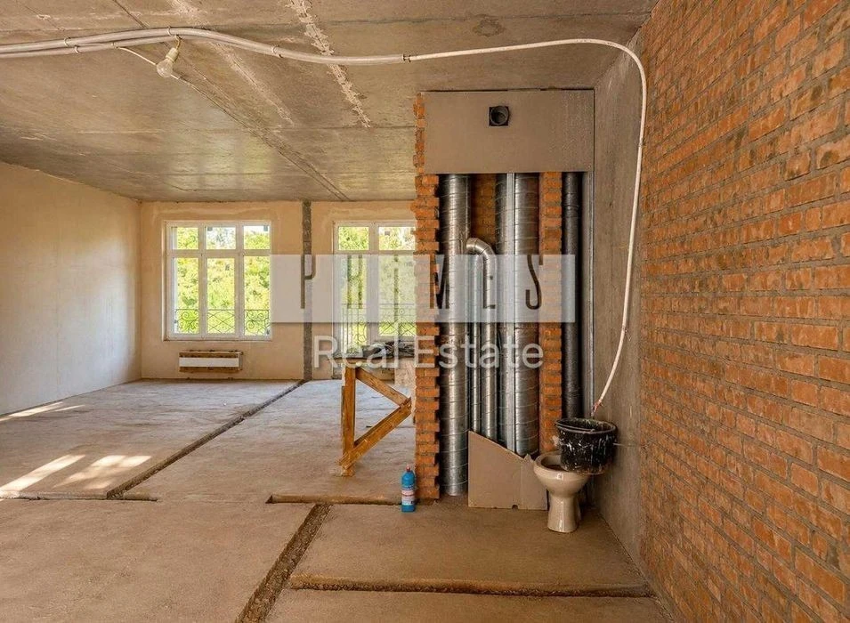 Apartment for sale in the residential complex Pechersk Plaza 52 Perlyna! 100 sq. m. C