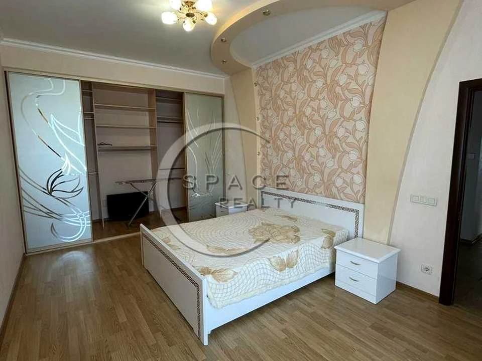 Будинок. Київ, Садова вул.