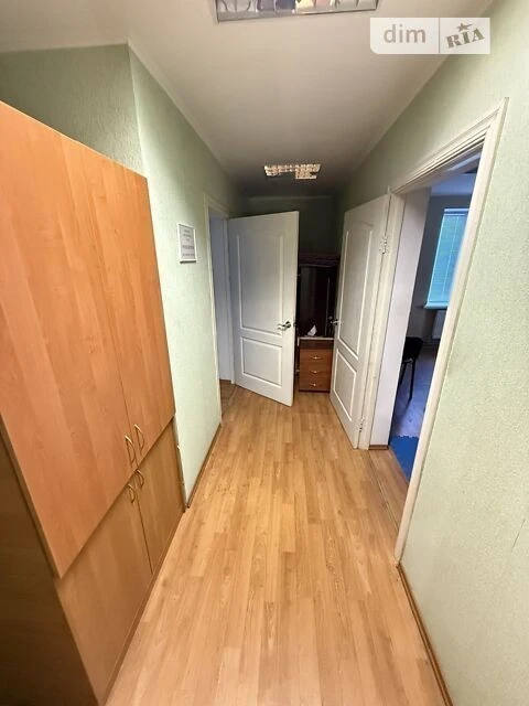 Довгострокова оренда частини будинку від посередника на вул.