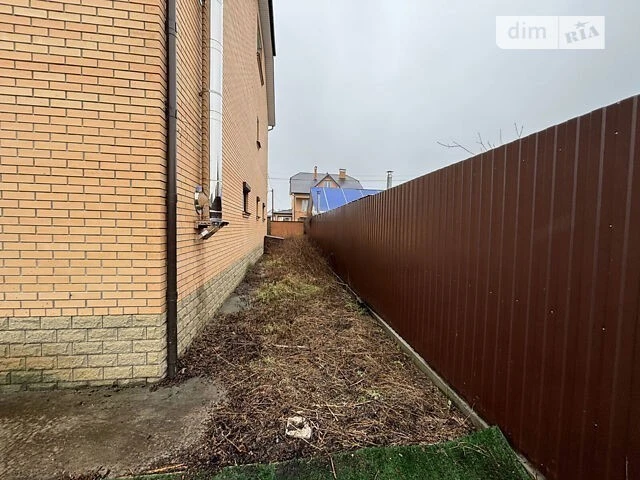Довгострокова оренда будинку від власника з верандою на 8-й