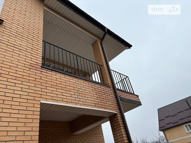 Довгострокова оренда будинку від власника з верандою на 8-й