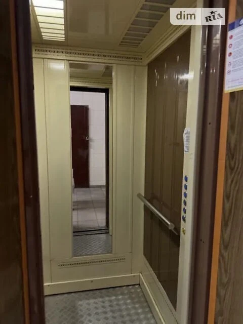 Довготривала оренда 3к квартири на вул. Степана Олійника 17