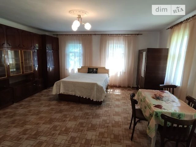 Довгострокова оренда будинку з верандою, від власника на вул