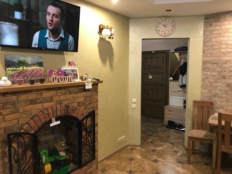 Оренда будинку з підвалом в Києві, Ялинкова, м Бориспільська