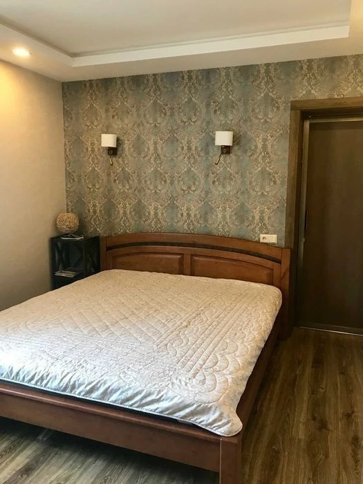 Оренда будинку з підвалом в Києві, Ялинкова, м Бориспільська