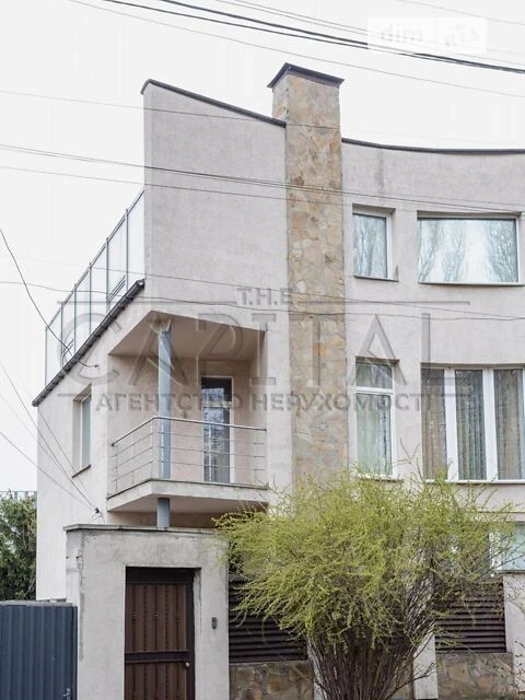 Довгострокова оренда будинку від посередника на вул. Дмитра