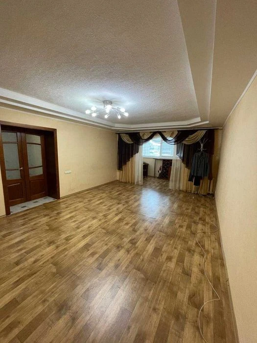Без комісії. Продаж 3-кімнатної квартири з капітальним ремон