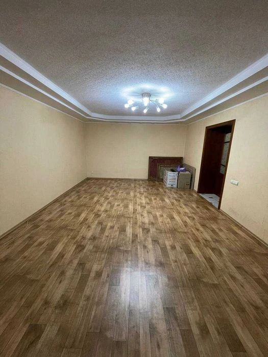 Без комісії. Продаж 3-кімнатної квартири з капітальним ремон