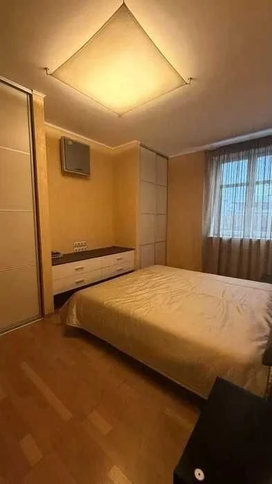 For sale euro 2-room 68m2 11th floor. Konovaltsa 32b | Pechersk | Les