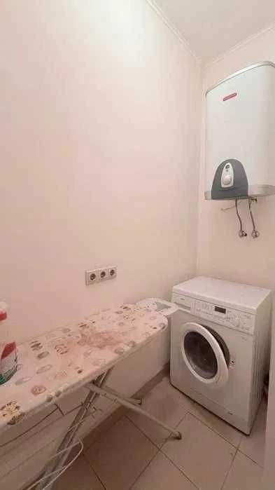 For sale euro 2-room 68m2 11th floor. Konovaltsa 32b | Pechersk | Les
