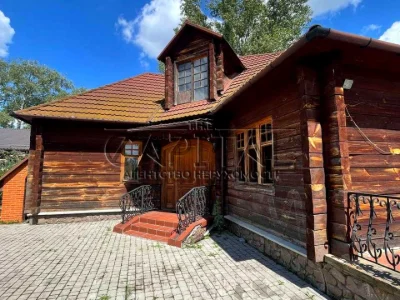 Будинок. Київ, Бродівська вул.