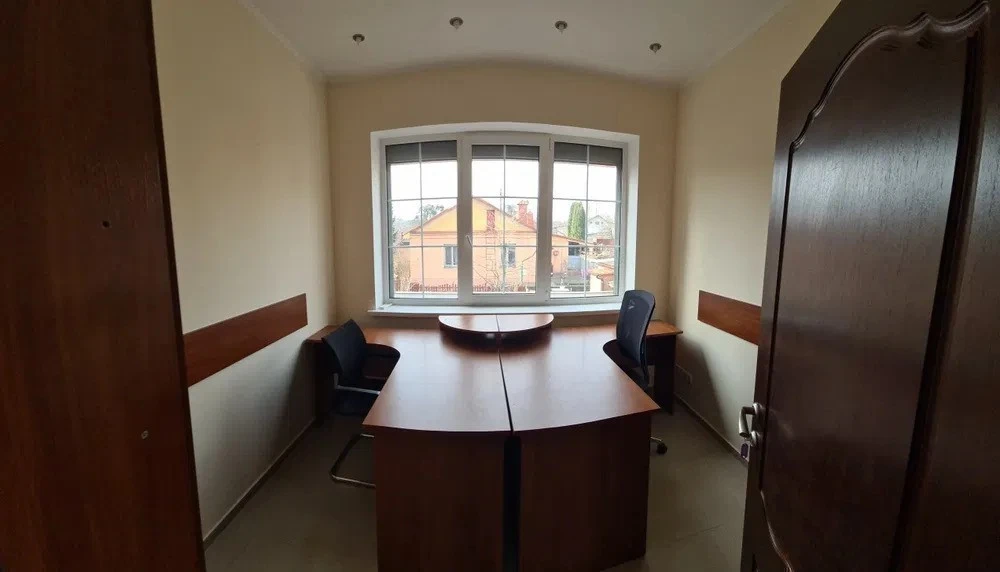 Оренда будинку 350 м², Валерія Лобановського просп.
