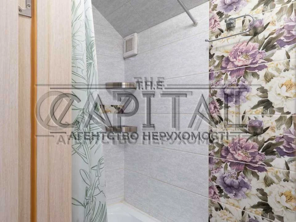 Будинок. Київ, Святищенська вул.